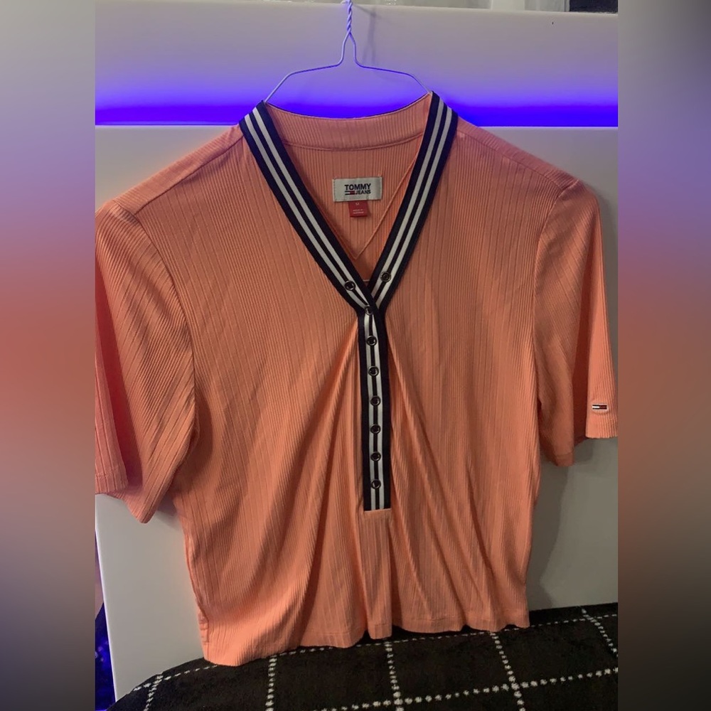 Peach Tommy Hilfiger Button up Shirt for Women in size Medium